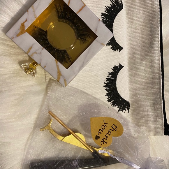 Lashes | The best Volume - Picture 6 of 11